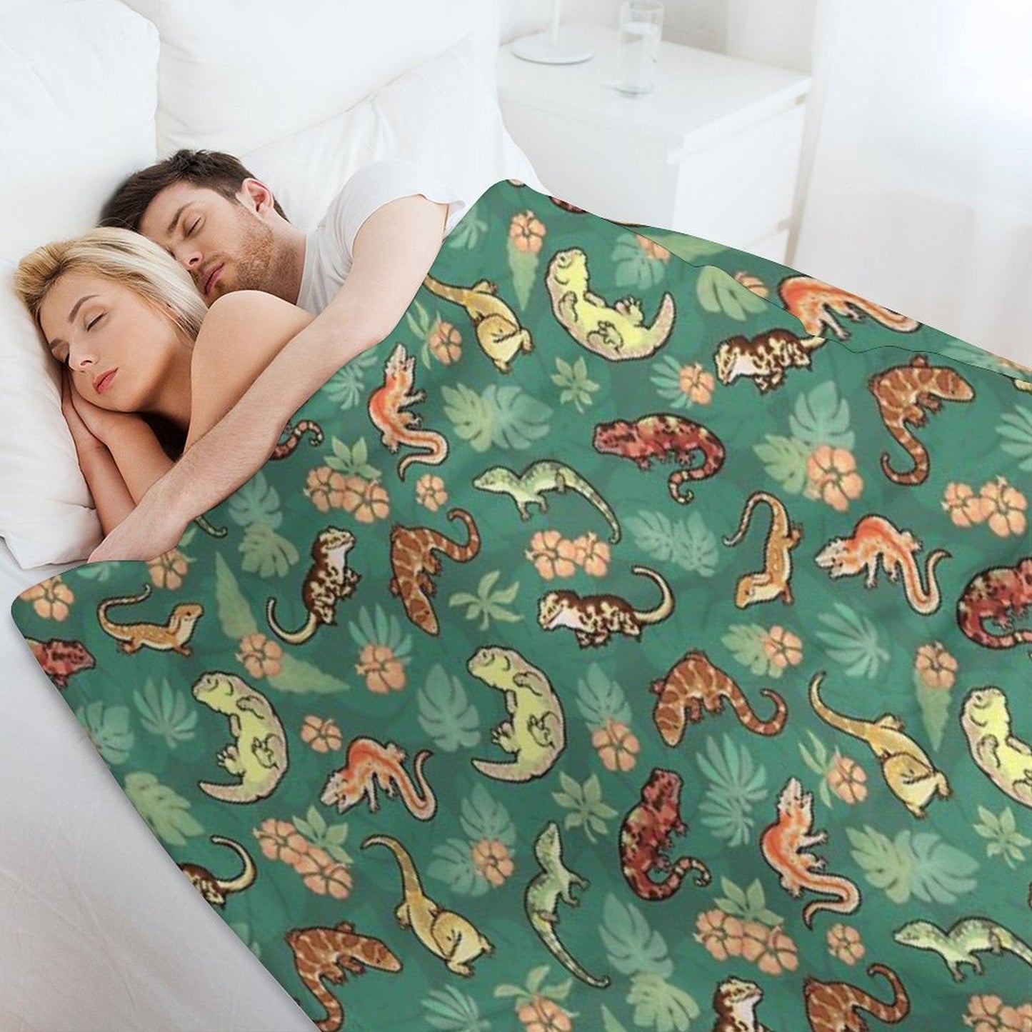 Gecko Family in Green Throw Blanket