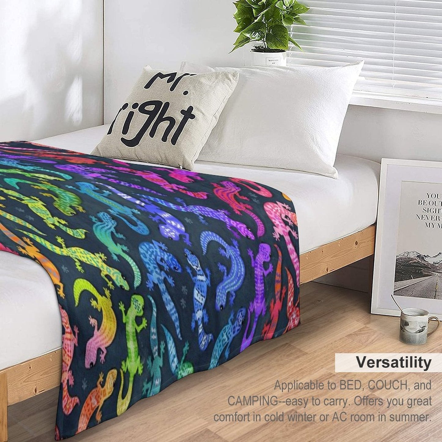 Bright Rainbow Geckos Throw Blanket