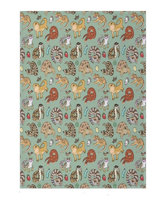 Reptile Collage Throw Blanket